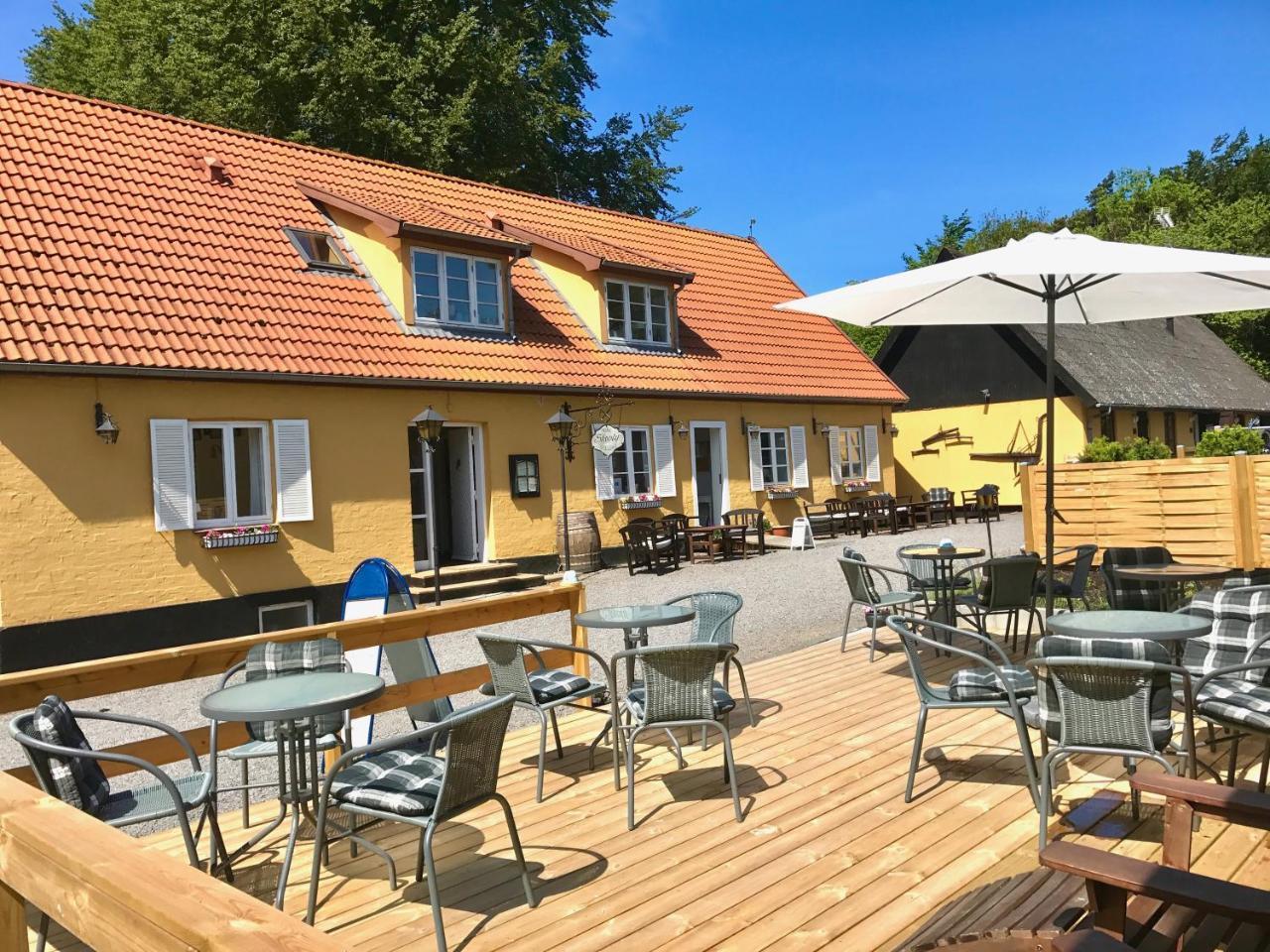Hotel Skovly Rønne Exterior foto